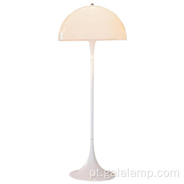 Luz de pé branca minimalista nórdica